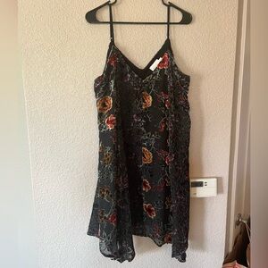 Eri + Ali Floral Dress